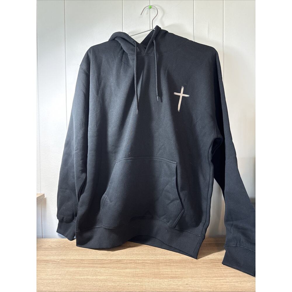 NEW Black Hoodie With Cross And Bible Verse Size M YY